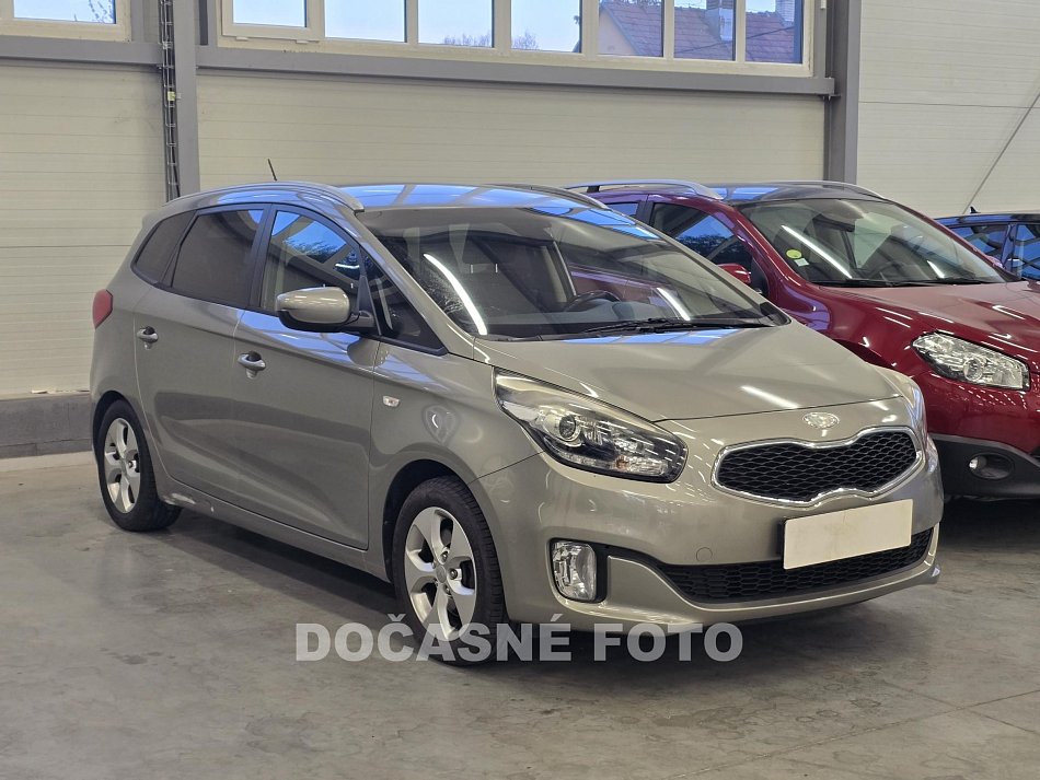 Kia Carens 1.6i 