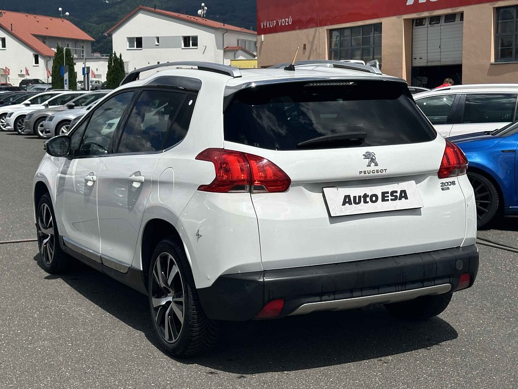 Peugeot 2008 1.2PT 