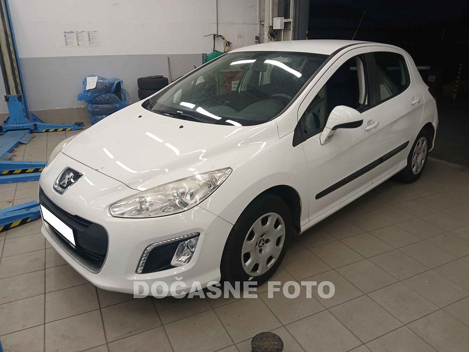 Peugeot 308 1.4i 