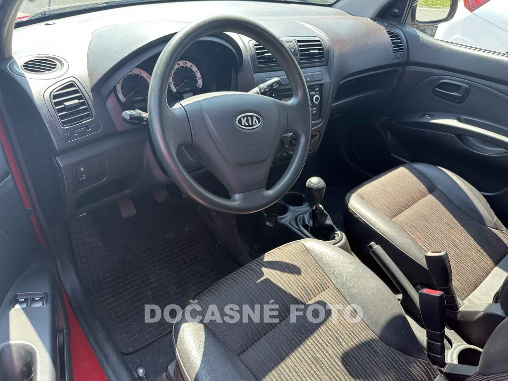 Kia Picanto 1.0i 