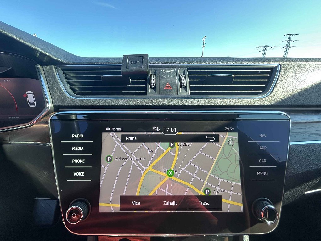 Škoda Superb III 20TDi  Škoda