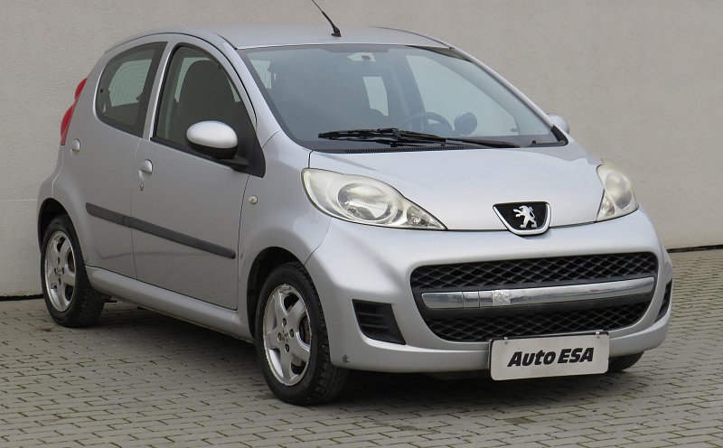 Peugeot 107 1.0i 