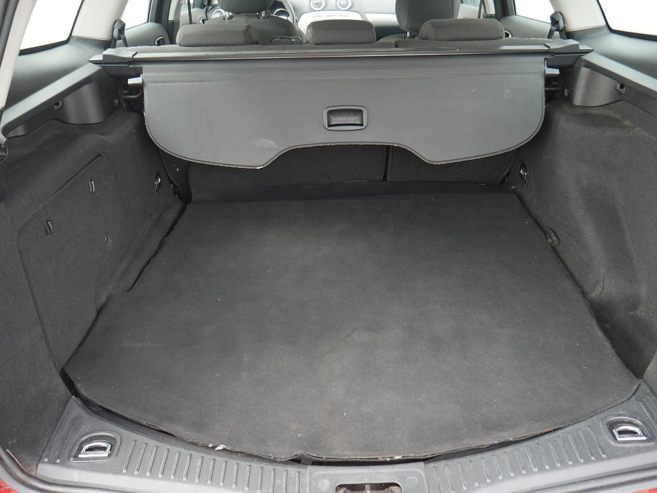 Ford Mondeo 1.6i 