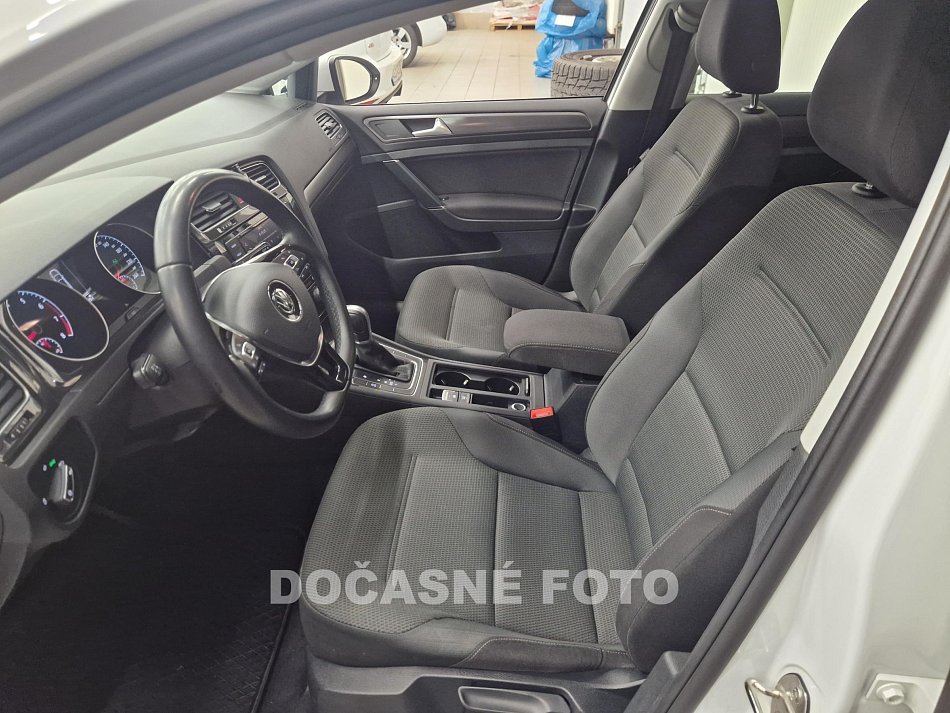 Volkswagen Golf 1.5 TSI 