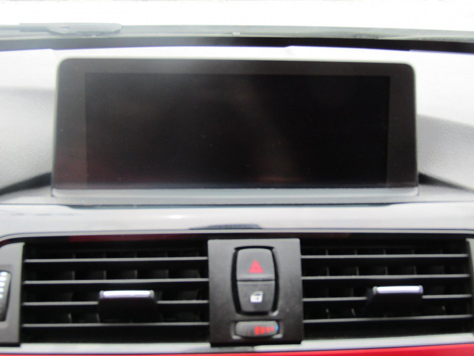 BMW Řada 3 2.0d Sport Line 320XD