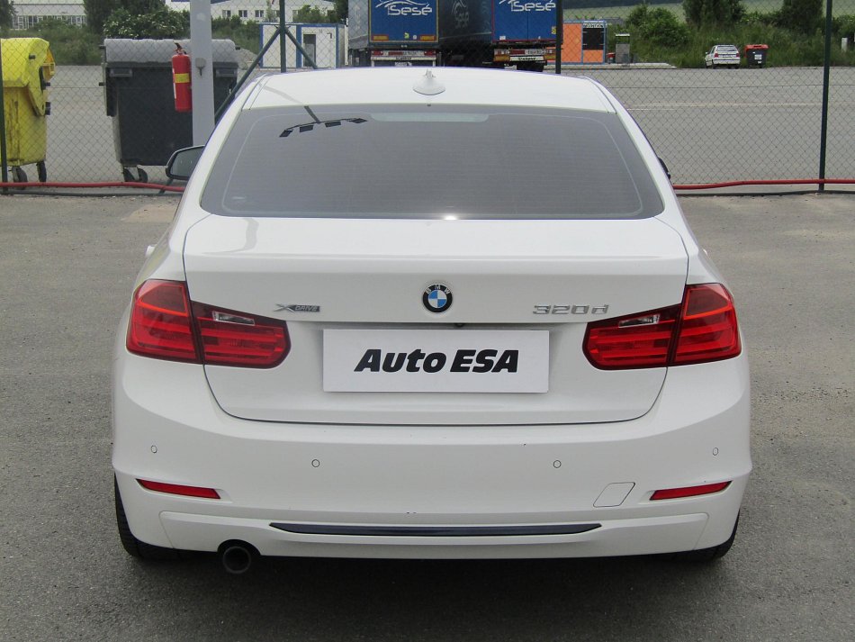 BMW Řada 3 2.0d Sport Line 320XD