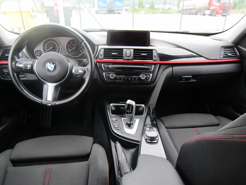 BMW Řada 3 2.0d Sport Line 320XD