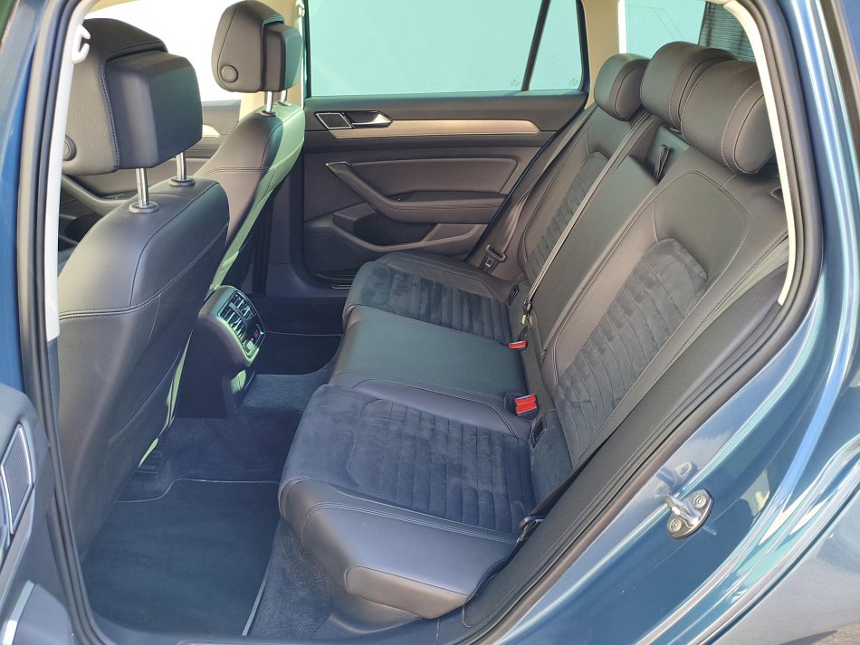 Volkswagen Passat 2.0 TDi Highline
