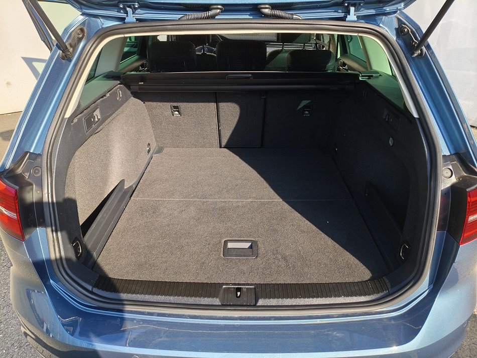 Volkswagen Passat 2.0 TDi Highline