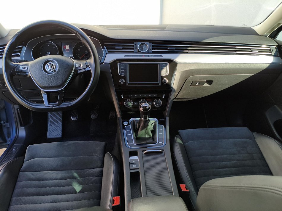 Volkswagen Passat 2.0 TDi Highline