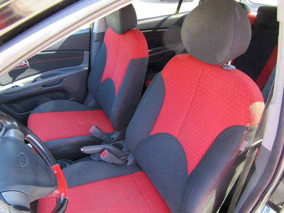 Kia Rio 1.6 i 