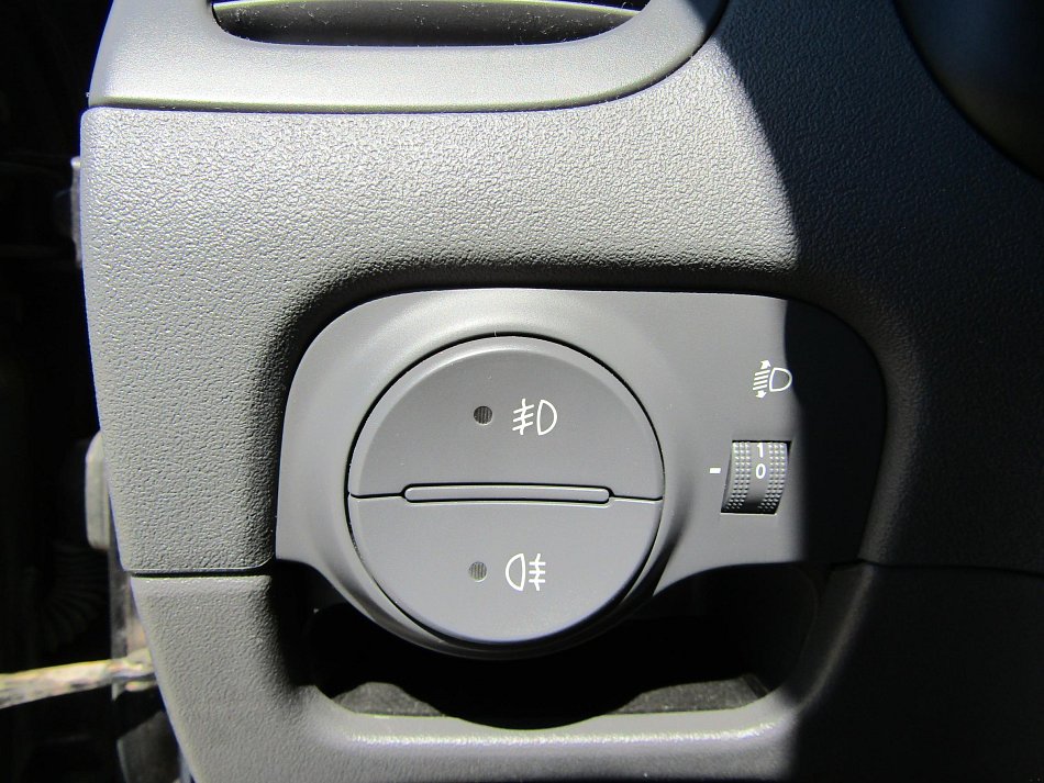 Kia Rio 1.6 i 