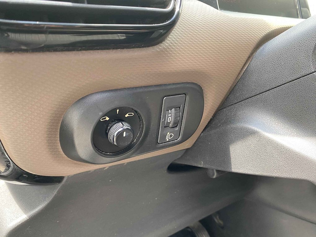 Citroën C4 Cactus 1.6 HDi Shine