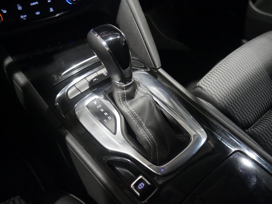 Opel Insignia 2.0CDTi 