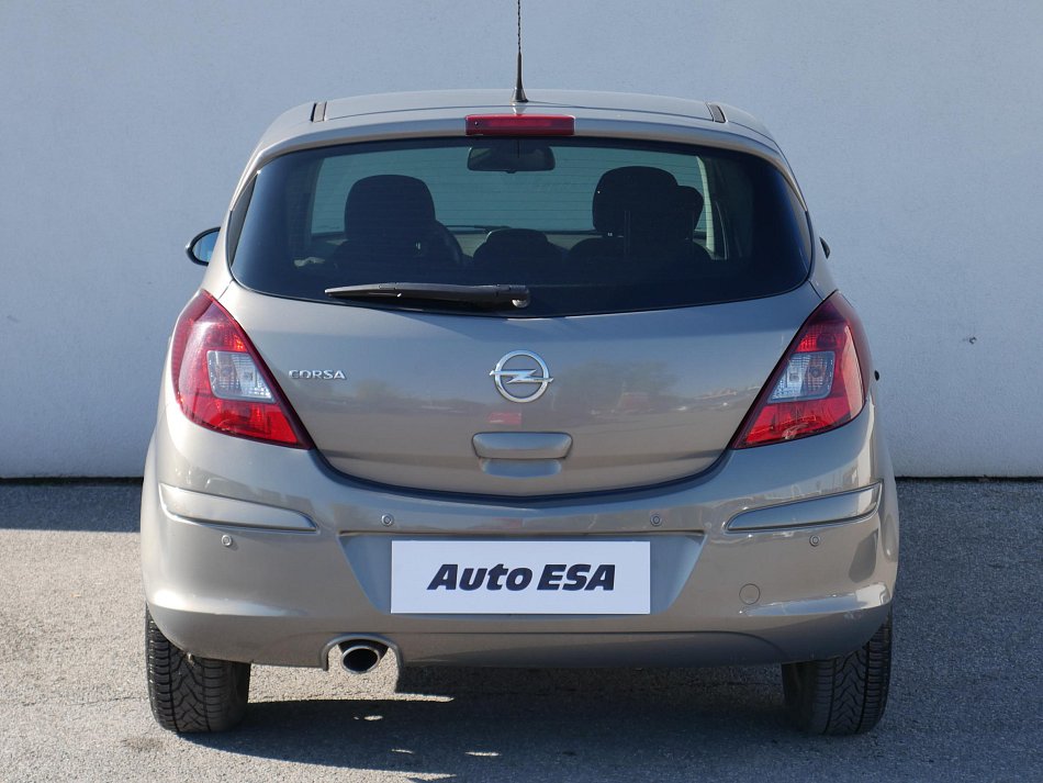 Opel Corsa 1.2i 