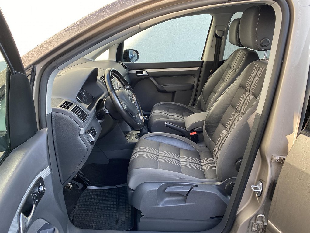 Volkswagen Touran 1.6 TDi Match