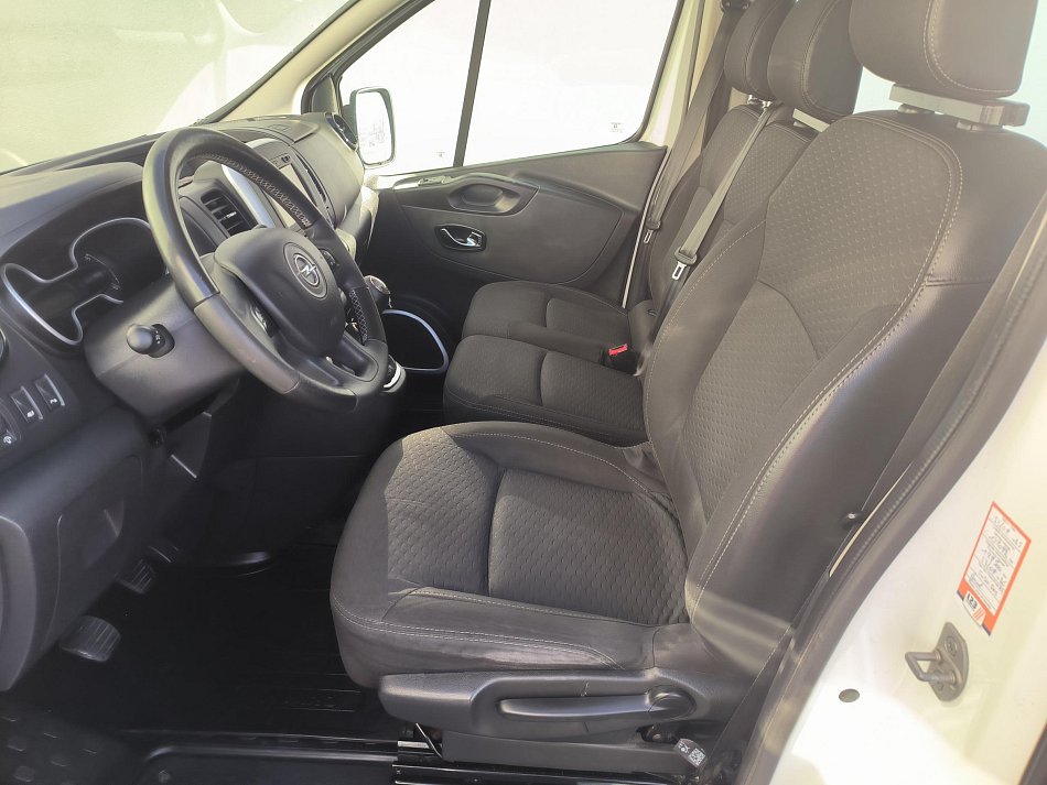 Opel Vivaro 1.6CDTi  L2 6míst