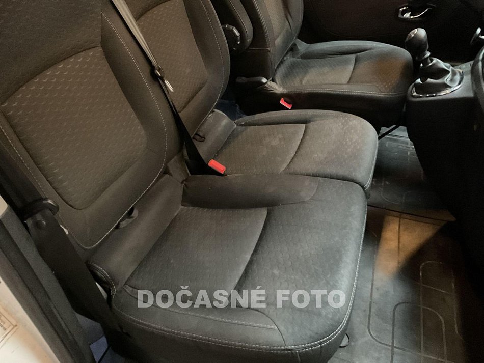 Opel Vivaro 1.6CDTi  L2 6míst