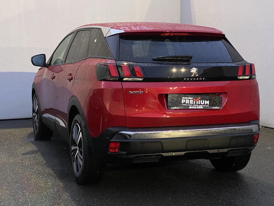 Peugeot 3008 1.2 PT Allure