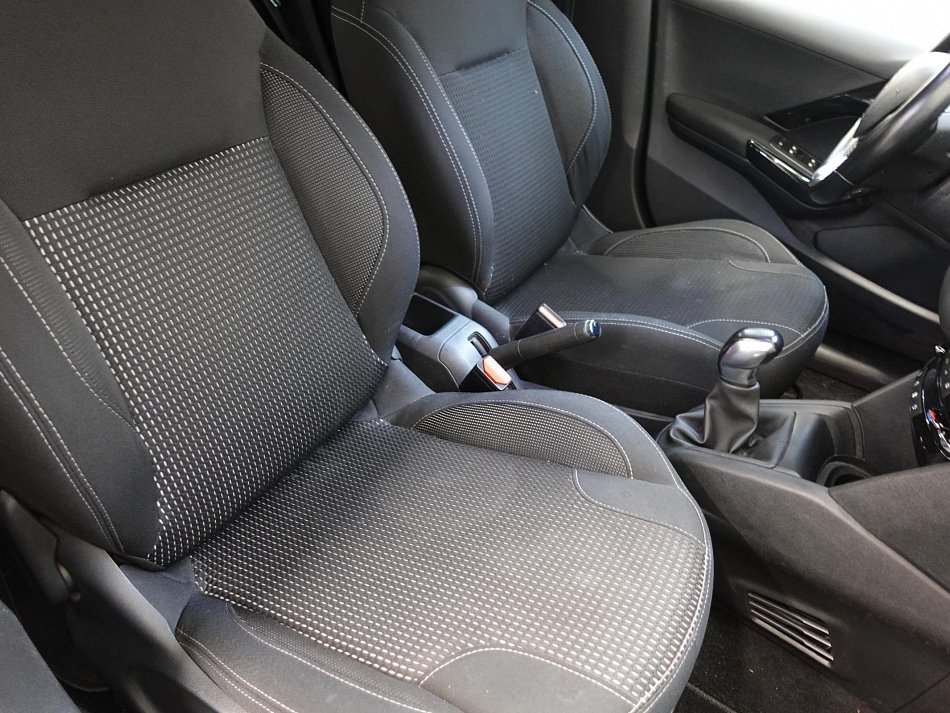 Peugeot 208 1.2 PT TechEdition