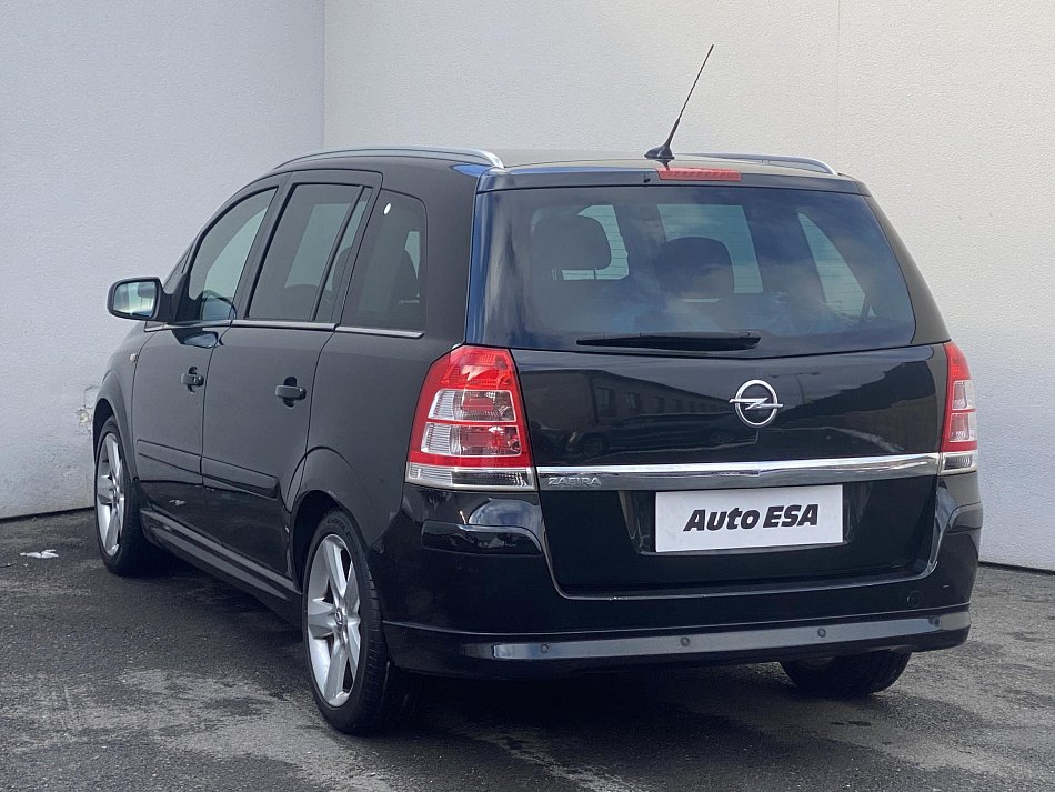 Opel Zafira 1.8i 