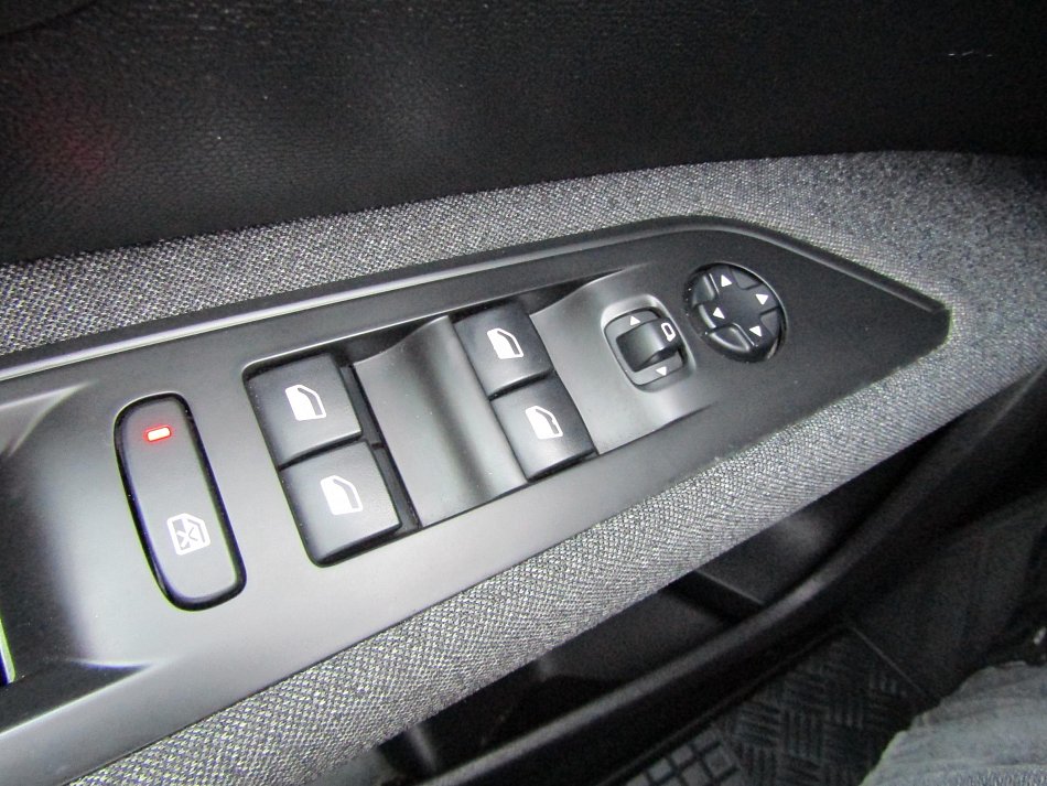 Peugeot 5008 1.6 HDi Active