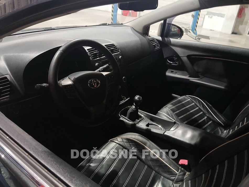 Toyota Avensis 2.0D-4D 