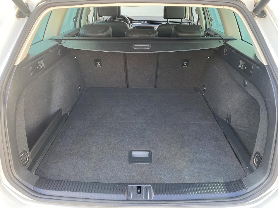 Volkswagen Passat 2.0 TDi Highline