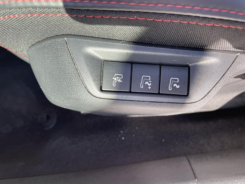 Peugeot 308 2.0 HDi GT