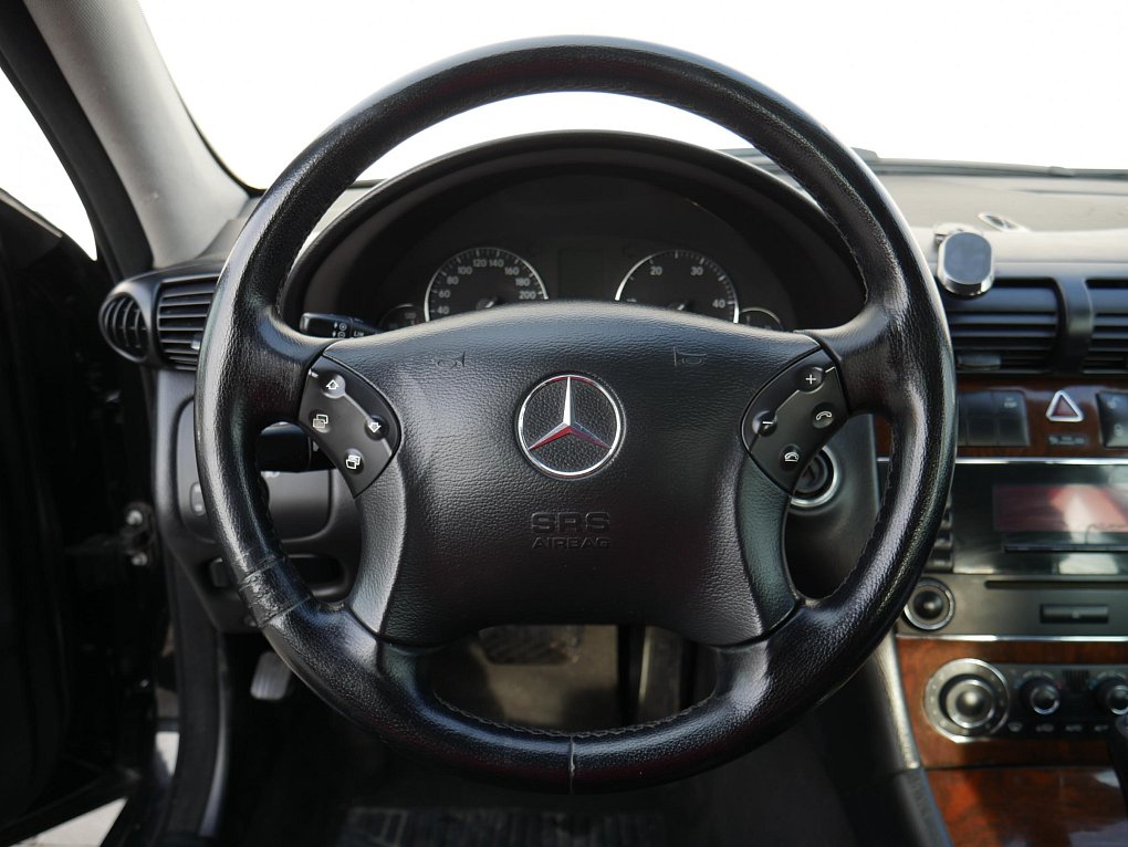 Mercedes-Benz Třída C 2.2 CDi  C220