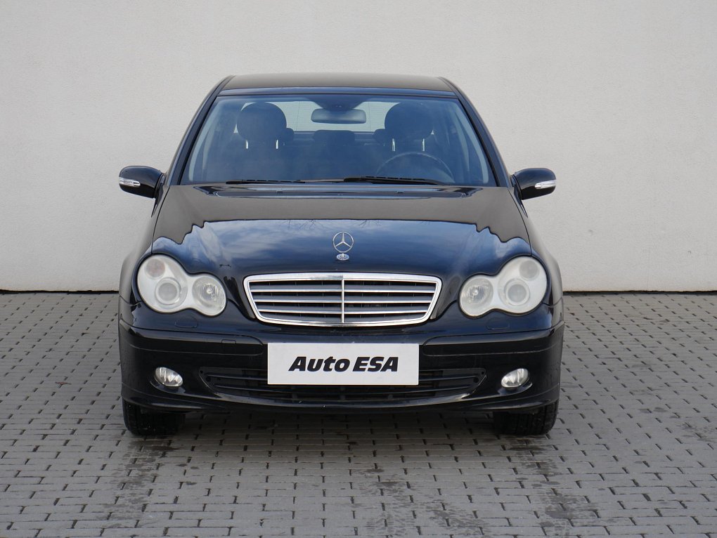 Mercedes-Benz Třída C 2.2 CDi  C220