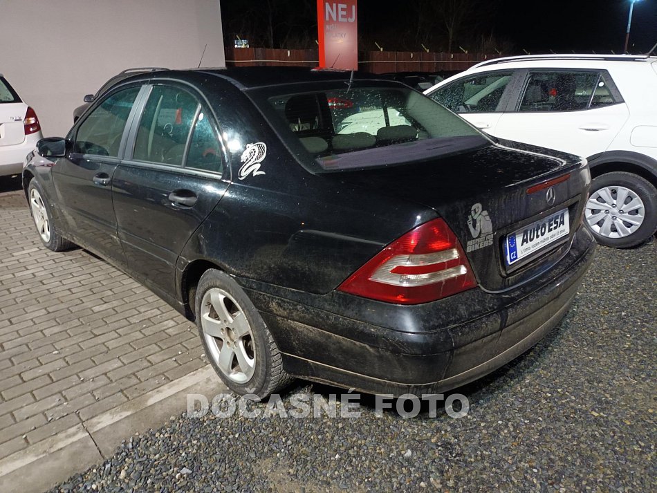Mercedes-Benz Třída C 2.2 CDi  C220