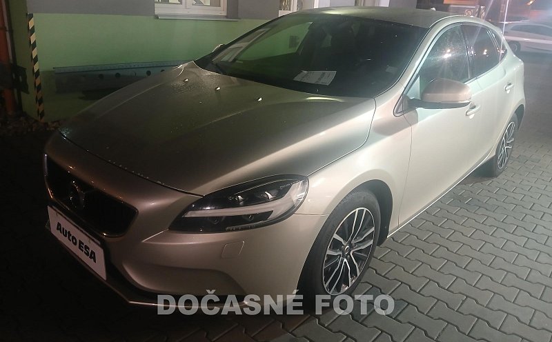 Volvo V40 2.0 D4 