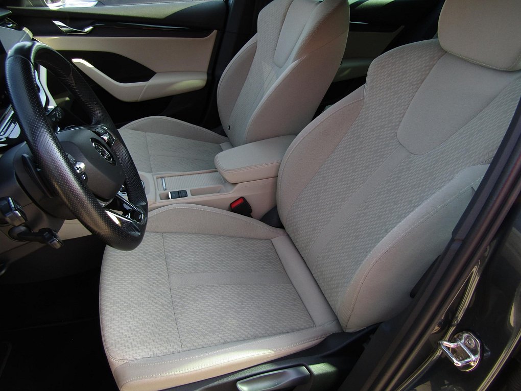 Škoda Octavia IV 2.0 TDi Style 4x4