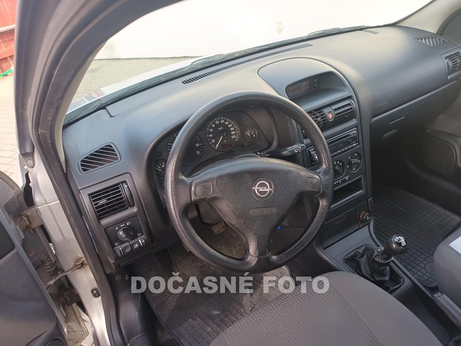 Opel Astra 1.4i 