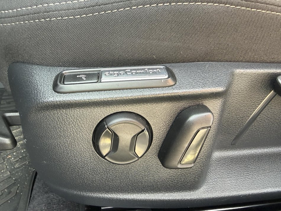 Volkswagen Passat 2.0TDi 