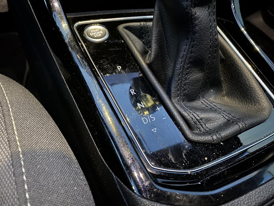 Volkswagen Touran 1.6TDi  7 míst