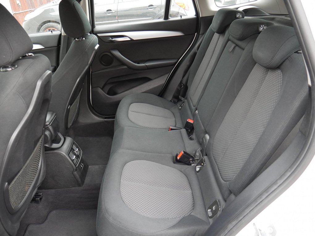 BMW X1 2.0 D Advantage xDrive 18d