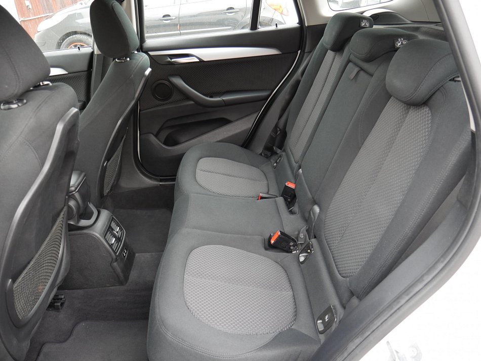 BMW X1 2.0 D Advantage xDrive 18d
