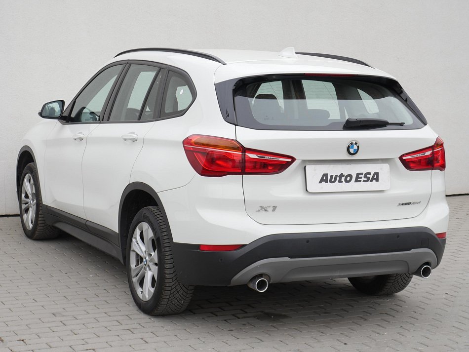 BMW X1 2.0 D Advantage xDrive 18d