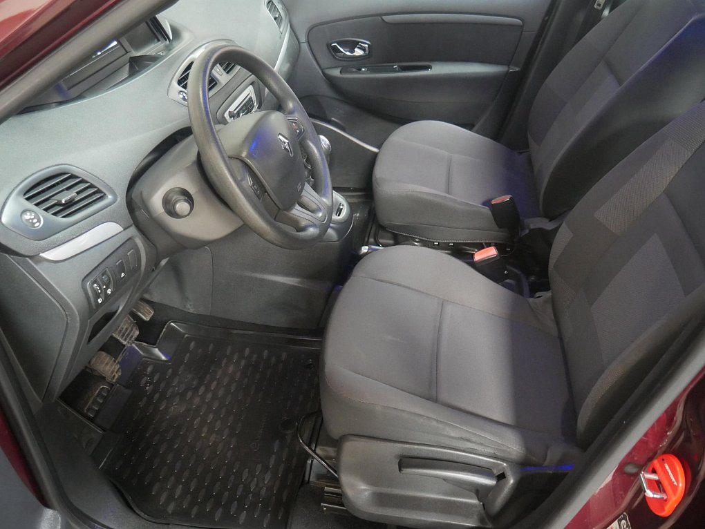 Renault Grand Scénic 1.5 dCi  7míst