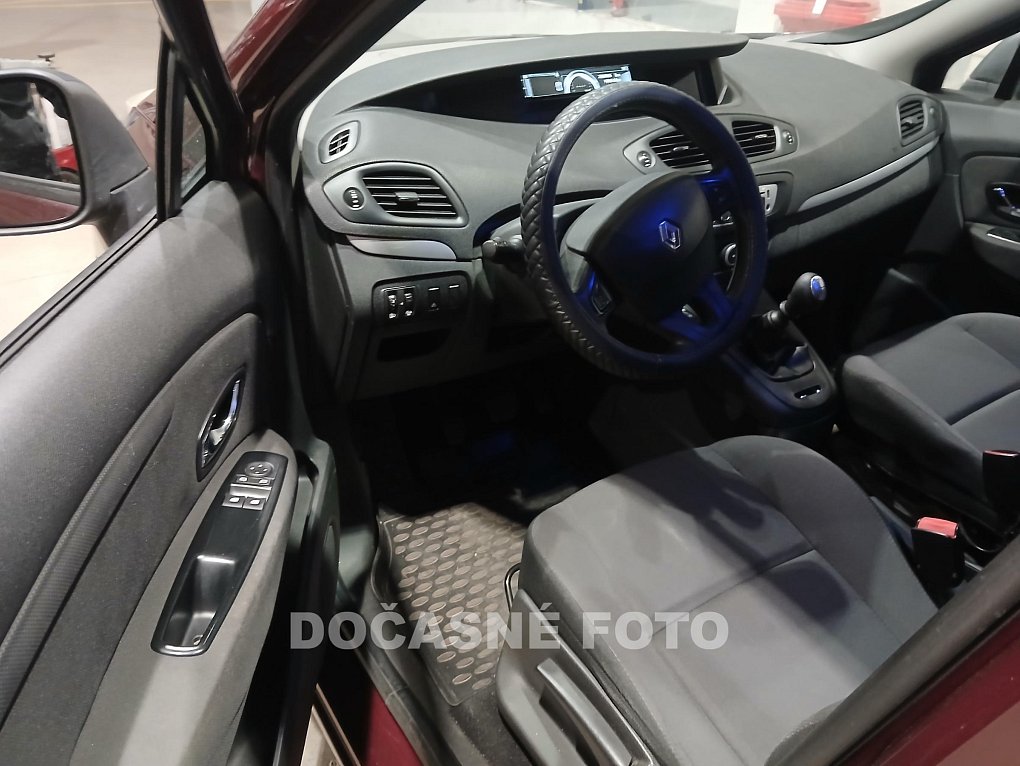 Renault Grand Scénic 1.5 dCi  7míst
