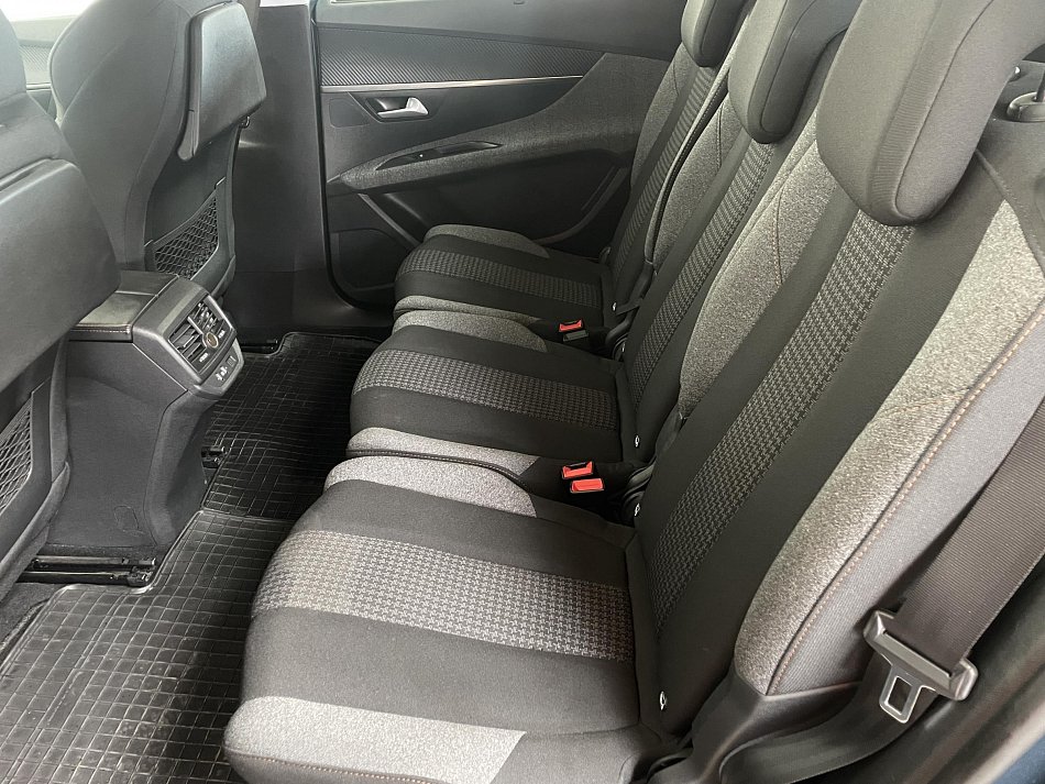 Peugeot 5008 1.2 PT Active