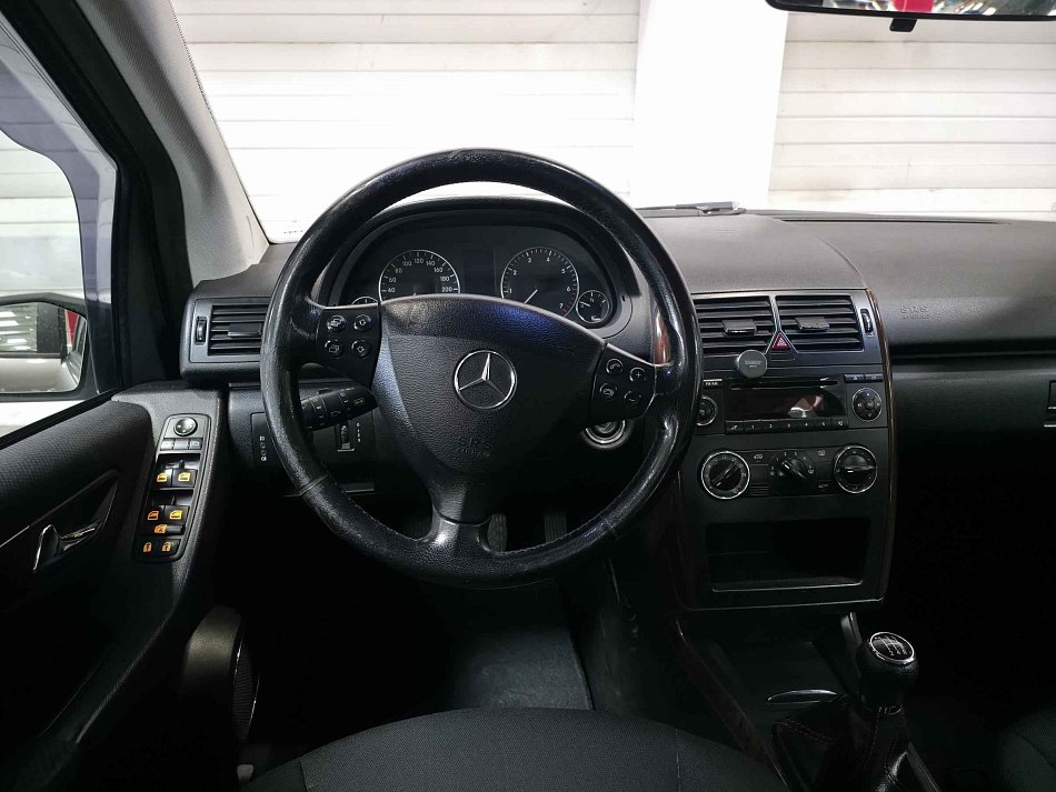 Mercedes-Benz Třída A 1.7i 