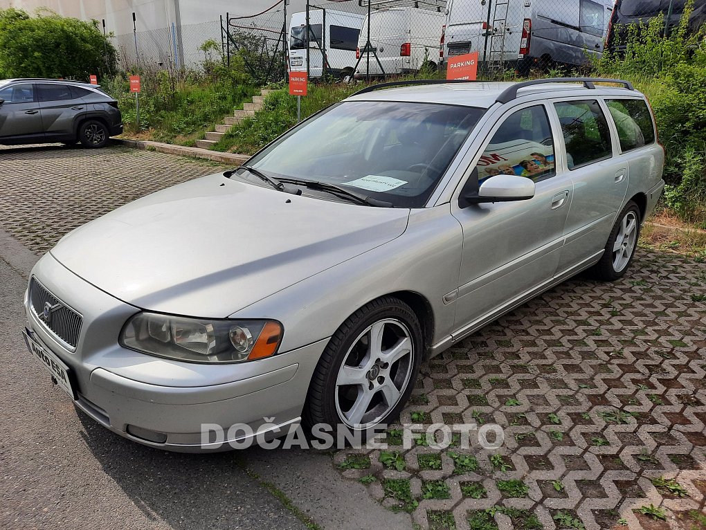 Volvo V70 2.4 D5 