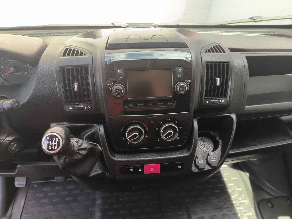 Citroën Jumper 2.2HDi  L3H2