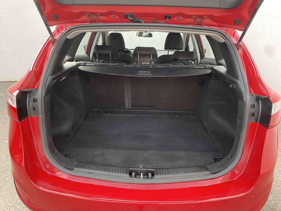 Hyundai I30 1.6 CVVT Trikolor