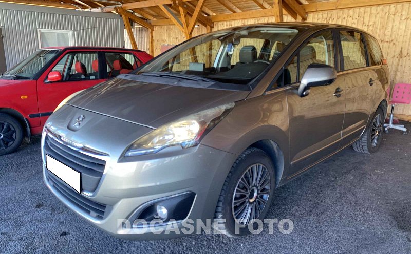 Peugeot 5008 1.6 HDi 