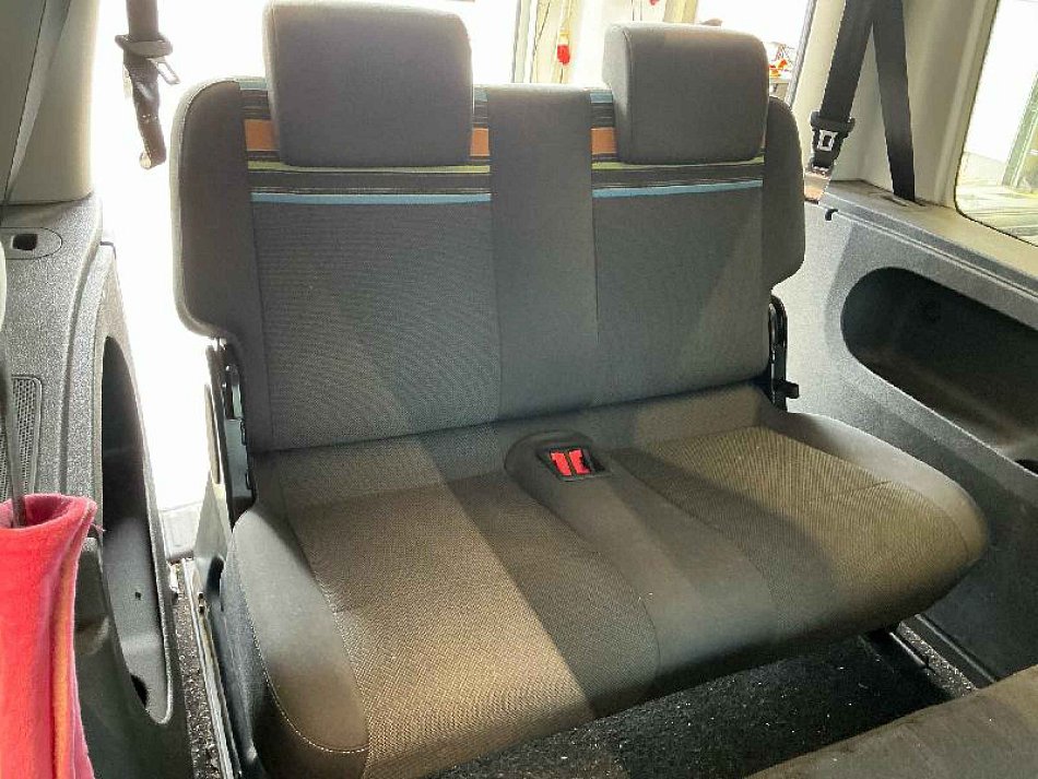 Volkswagen Caddy 1.2TSi JAKO-O 7míst