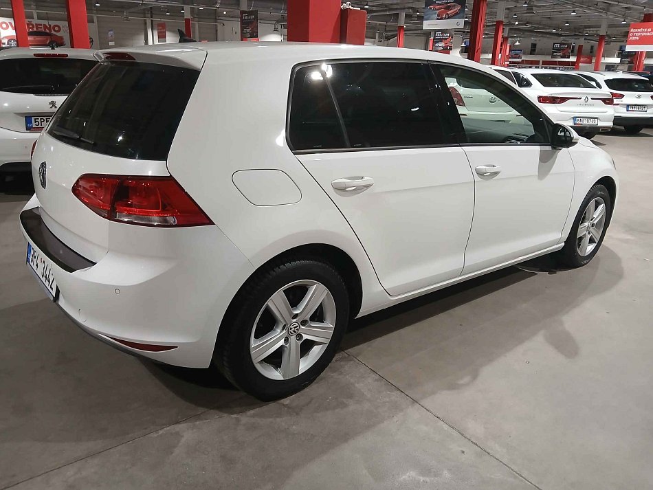Volkswagen Golf 1.2 